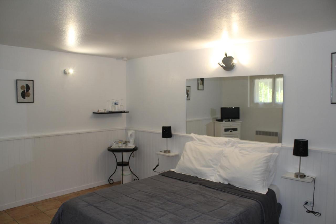 Des Chenes Bed & Breakfast